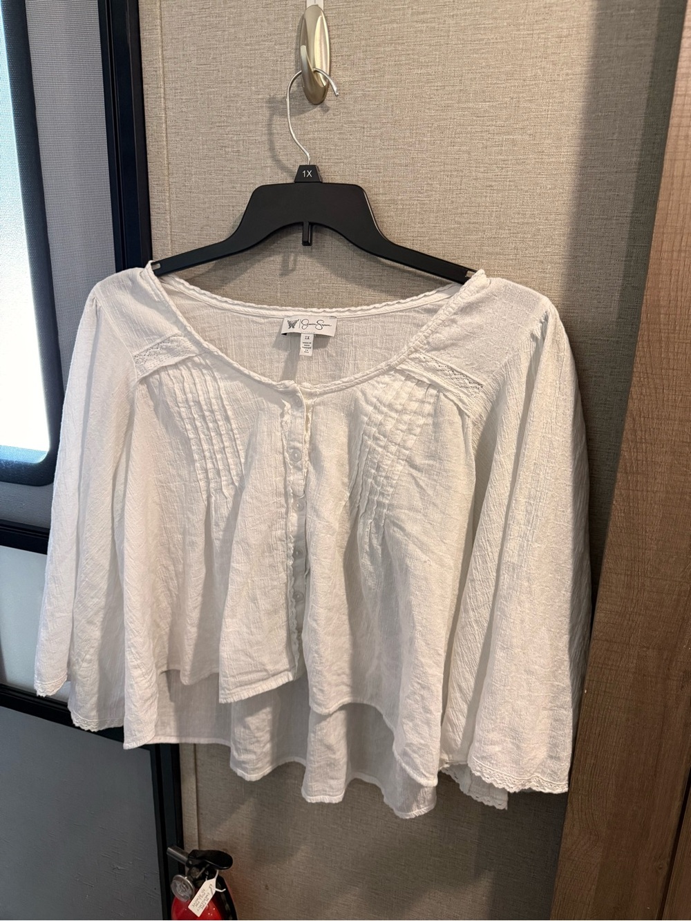 Jessica Simpson White Button-Front Boho Peasant Blouse